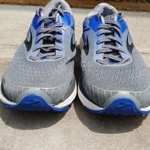 Brooks Adrenaline GTS 18